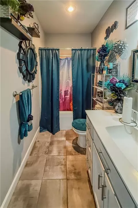 Bath - 19557 E 14th N St, Independence, MO 64056 photo 5 of 5