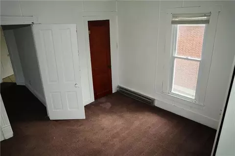 Bedroom - 414 Broad St, Warrensburg, MO 64093 photo 5 of 7