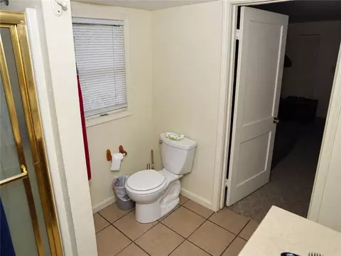Bath - 414 Broad St, Warrensburg, MO 64093 photo 1 of 1
