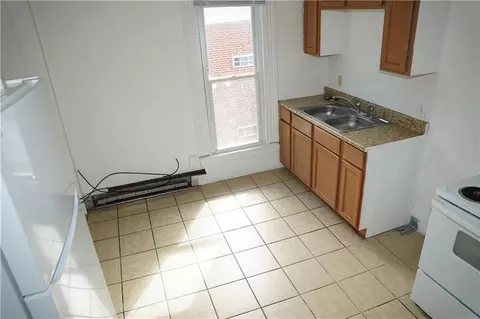 Kitchen - 414 Broad St, Warrensburg, MO 64093 photo 5 of 5
