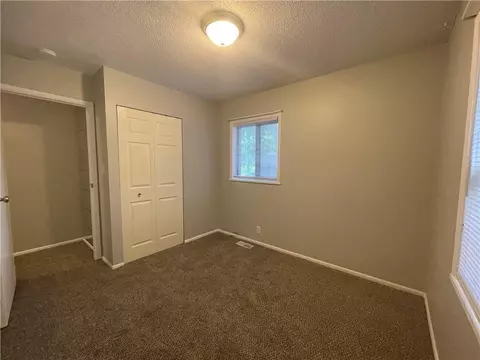 Bedroom - 18904 E Arrowhead Dr, Independence, MO 64056 photo 5 of 5