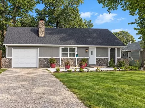 416 Main St, Linwood, KS 66052