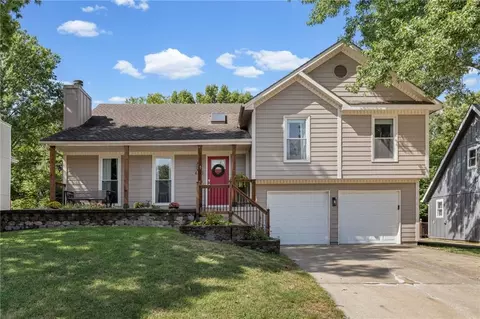405 N Mesquite St, Olathe, KS 66061
