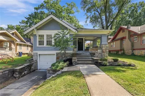 5615 Charlotte St, Kansas City, MO 64110