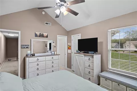 Bedroom - 6066 NE Moonstone Dr, Lees Summit, MO 64064 photo 3 of 5
