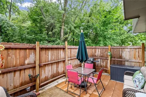 Exterior - 6066 NE Moonstone Dr, Lees Summit, MO 64064 photo 5 of 8