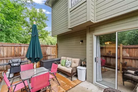 Exterior - 6066 NE Moonstone Dr, Lees Summit, MO 64064 photo 6 of 8