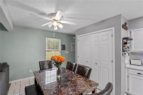 Dining - 6066 NE Moonstone Dr, Lees Summit, MO 64064 photo 2 of 2