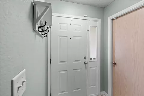 Entry Way - 6066 NE Moonstone Dr, Lees Summit, MO 64064 photo 2 of 5
