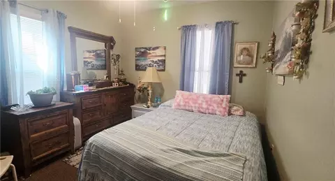 Bedroom - 903 E 10th St, Pittsburg, KS 66762 photo 1 of 3