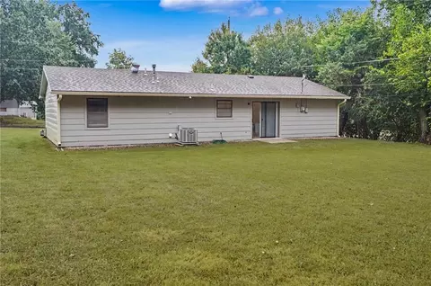 Exterior - 1306 E 16th St, Lawrence, KS 66044 photo 5 of 9