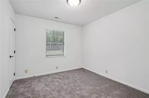 Bedroom - 1306 E 16th St, Lawrence, KS 66044 photo 4 of 5