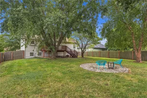 Exterior - 1208 NE Beacon Ave, Lees Summit, MO 64086 photo 7 of 10