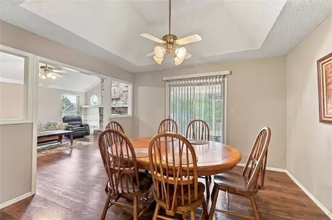 Dining - 16513 E 51st St Ct, Independence, MO 64055 photo 2 of 2