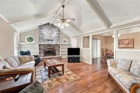 Living - 16513 E 51st St Ct, Independence, MO 64055 photo 2 of 5