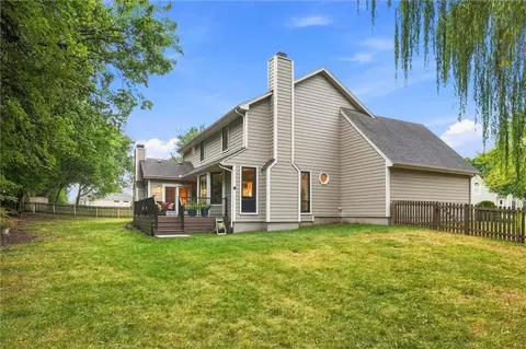 Exterior - 8529 Hall St, Lenexa, KS 66219 photo 10 of 12