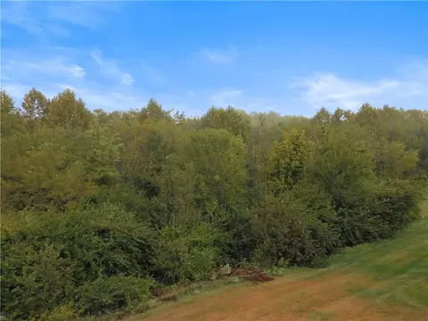 Exterior - 1446 Brompton Ln, Raymore, MO 64083 photo 5 of 6