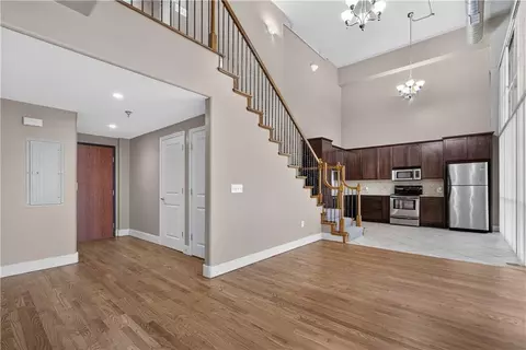 600 Admiral Blvd #405, Kansas City, MO 64106
