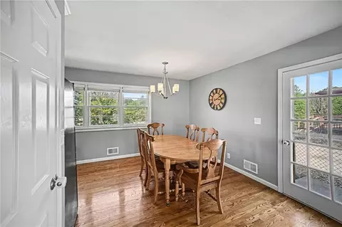 Dining - 18104 E 27th Ter, Independence, MO 64057 photo 1 of 3