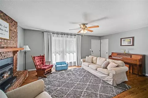 Living - 18104 E 27th Ter, Independence, MO 64057 photo 3 of 3