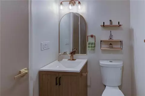 Bath - 305 Sharon Dr, Lees Summit, MO 64063 photo 5 of 5