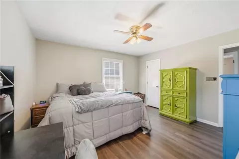 Bedroom - 3713 Stanton St, Lees Summit, MO 64064 photo 6 of 6