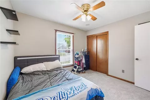 Bedroom - 3713 Stanton St, Lees Summit, MO 64064 photo 4 of 6
