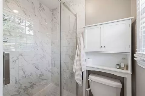 Bath - 3713 Stanton St, Lees Summit, MO 64064 photo 3 of 3