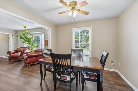 Dining - 3713 Stanton St, Lees Summit, MO 64064 photo 3 of 3