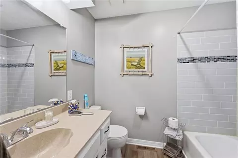 Bath - 3713 Stanton St, Lees Summit, MO 64064 photo 1 of 3