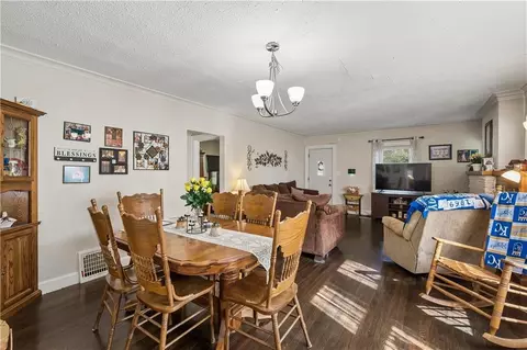 Dining - 10305 E 35th St, Independence, MO 64052 photo 1 of 2