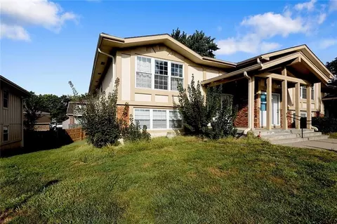 1476 64th Ter, Kansas City, MO 64118