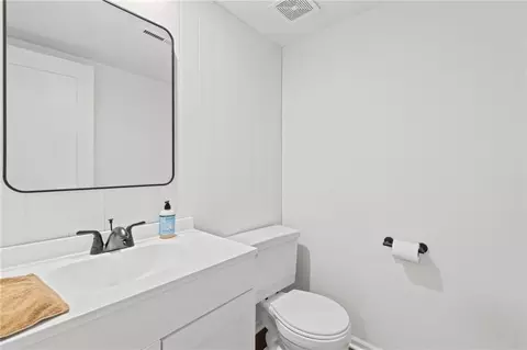 Bath - 507 SE Adobe Dr, Lees Summit, MO 64063 photo 3 of 3