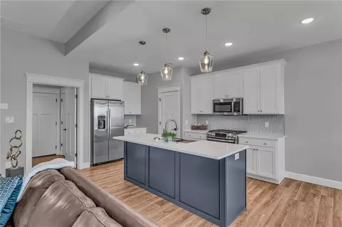 Kitchen - 338 W 25th St, Eudora, KS 66025 photo 1 of 6