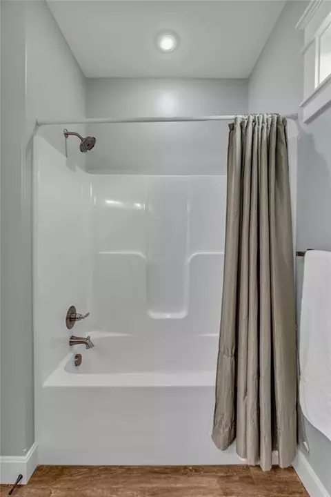 Bath - 338 W 25th St, Eudora, KS 66025 photo 5 of 5
