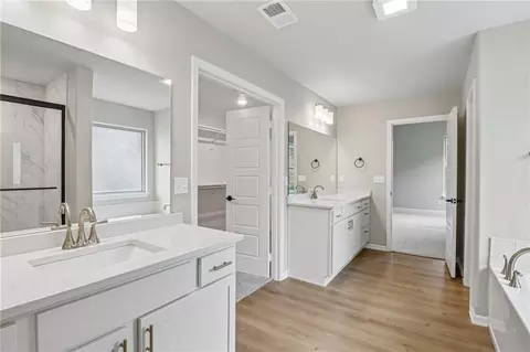 Entry Way - 8523 Pickering St, Lenexa, KS 66227 photo 3 of 3