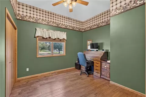 Bedroom - 1185 E 1067 Rd, Lawrence, KS 66047 photo 1 of 10