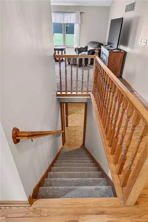 Entry Way - 1185 E 1067 Rd, Lawrence, KS 66047 photo 3 of 3