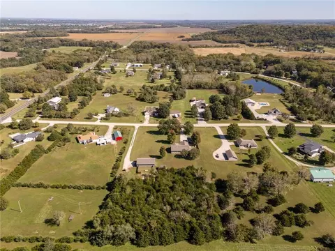 View/Area - 1185 E 1067 Rd, Lawrence, KS 66047 photo 6 of 14