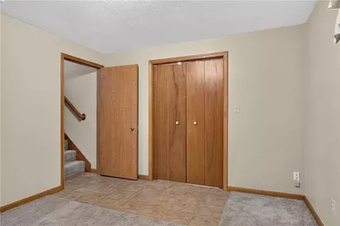 Bedroom - 1185 E 1067 Rd, Lawrence, KS 66047 photo 7 of 10