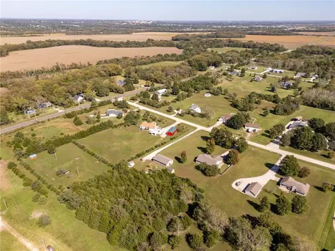 View/Area - 1185 E 1067 Rd, Lawrence, KS 66047 photo 7 of 14