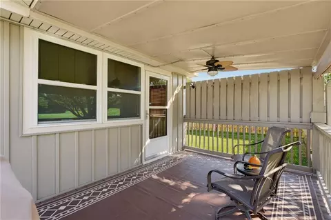 Exterior - 1185 E 1067 Rd, Lawrence, KS 66047 photo 15 of 17