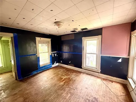Bedroom - 515 T St, Atchison, KS 66002 photo 4 of 5