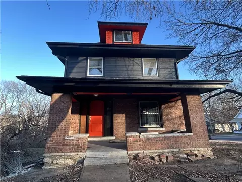 721 Cleveland Ave, Kansas City, MO 64124