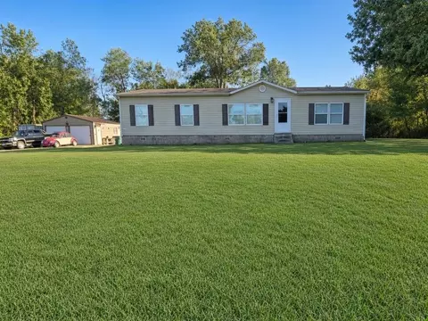 Exterior - 553 NW 7th Rd, Lamar, MO 64759 photo 1 of 10