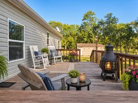 Exterior - 553 NW 7th Rd, Lamar, MO 64759 photo 3 of 10