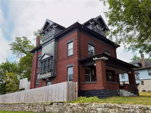 2801 Forest Ave, Kansas City, MO 64109