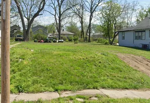 5517 Brooklyn Ave, Kansas City, MO 64130