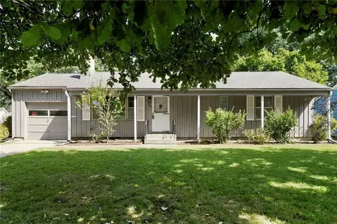 7101 Marty St, Overland Park, KS 66204