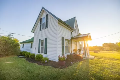 Exterior - 31277 E 300th St, Ridgeway, MO 64481 photo 4 of 11